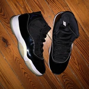 Jordan 11 Space Jams Size 8.5